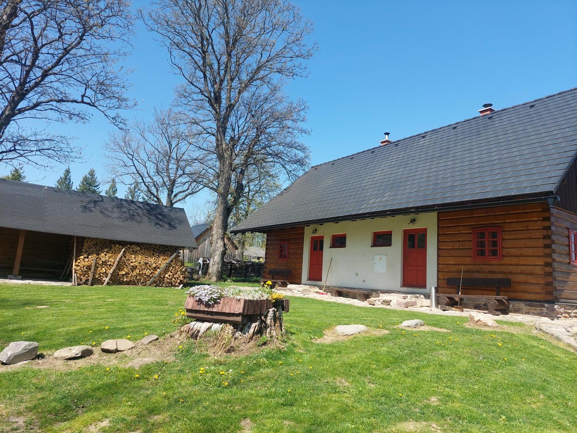 Apartment Jadrna 1 *
